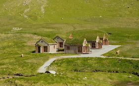 Mulafossur Cottages By Famous Waterfall In Gasadalur